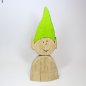 Preview: zwerg-aus-alter-eiche-mit-gruener-muetze-34x14cm-470gr-schwer