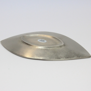 Preview: kerzenteller-blattform-messing-silberfarben-21x11cm