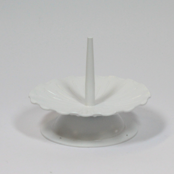 kerzenstaender-weiss-mit-6cm-dorn-metall-10x8cm