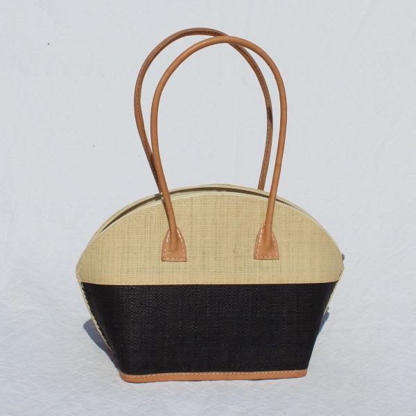 bast-handtasche-gerundet-bako-natur-schwarz-und-stoffauskleidung
