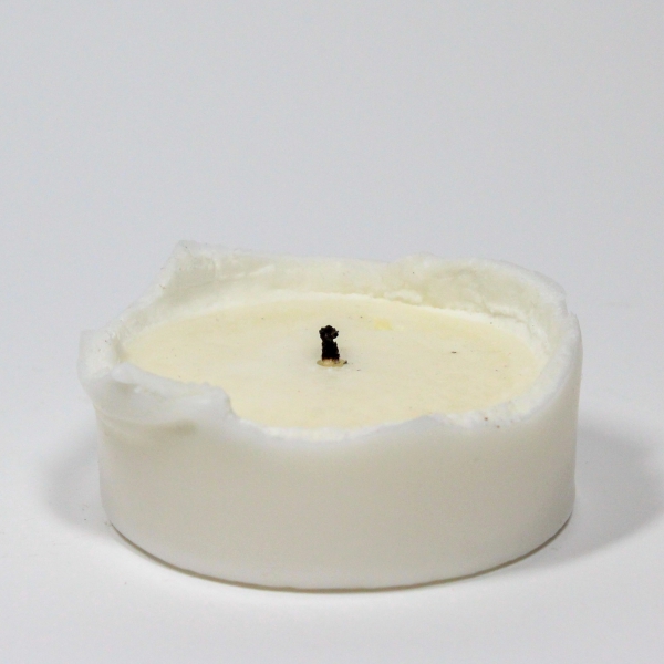 brennbeispiel-pure-stumpenkerze-natur-aus-stearin-und-rapswachs